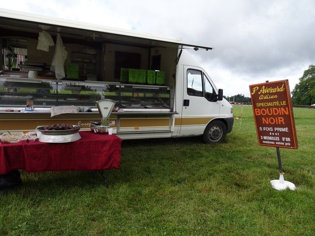 Vide grenier 2014 (31).jpg